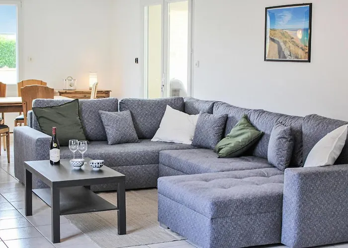 Beautiful In Holiday home Sainte-Mere-Eglise