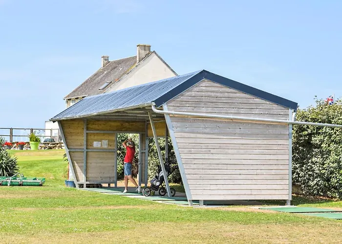 Holiday home Beautiful In Sainte-Mere-Eglise