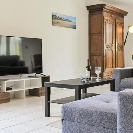 3 Bedroom Cozy In Ferienhaus *