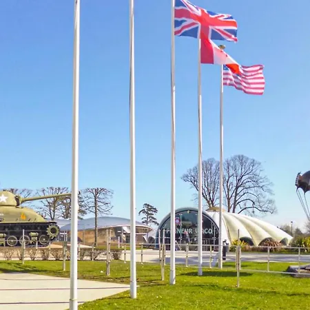 Beautiful In Ferienhaus Sainte-Mère-Église