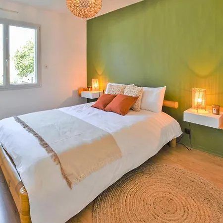 Feriehus 3 Bedroom Cozy In