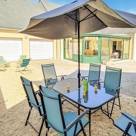 3 Bedroom Cozy In * Sainte-Mère-Église